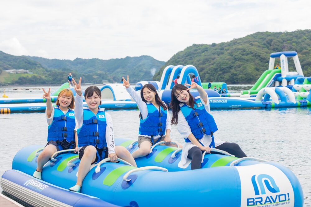 在浦之内海洋公园享受野营和海上运动吧!